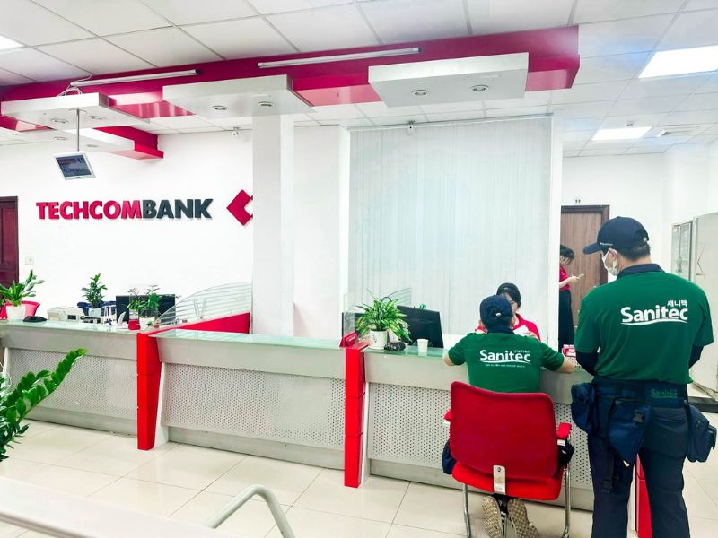 Dự án diệt côn trùng tổng hợp tại PGD Techcombank